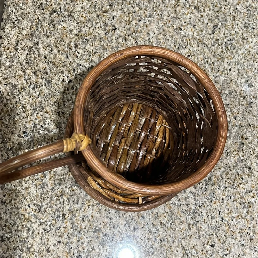 Coffee Cup Wicker Basket